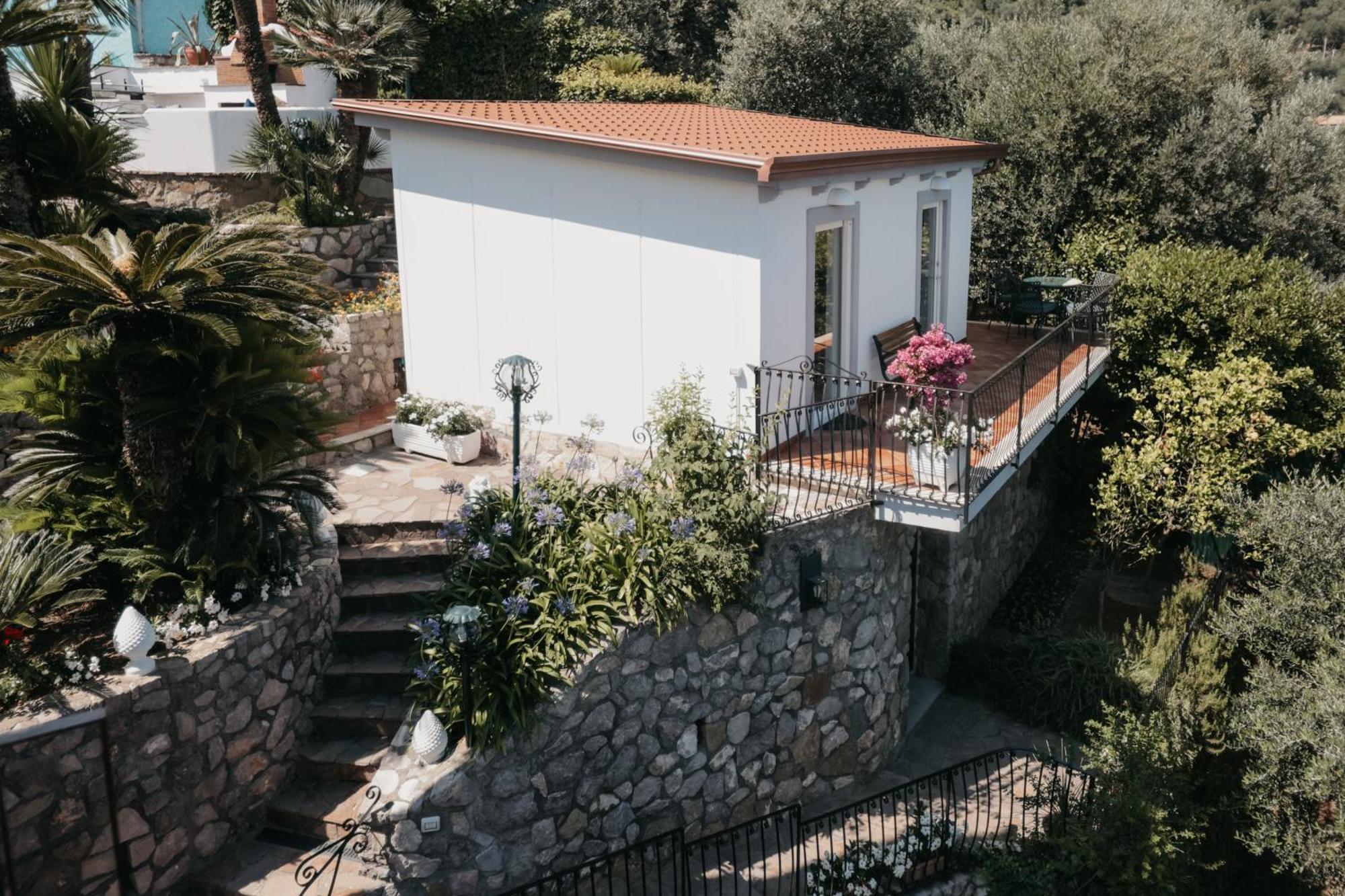 Bianca Villa Sorrento
